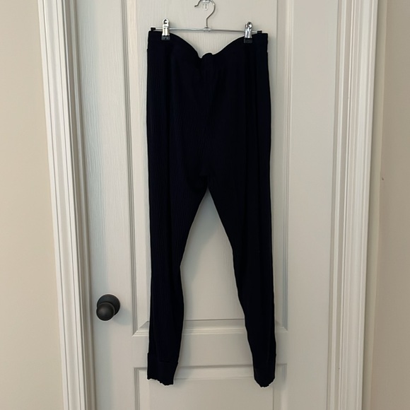 Banana Republic joggers - Navy - “dressy” casual - Picture 5 of 6